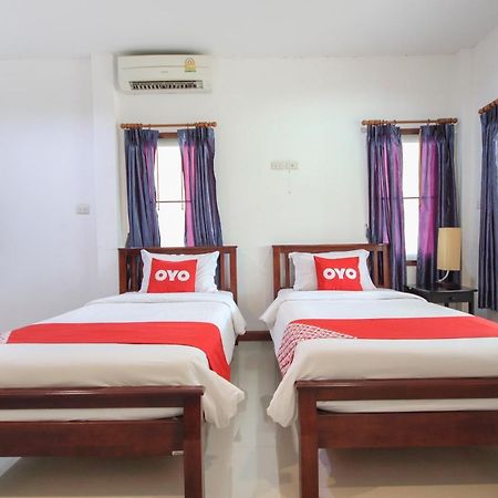 Oyo 75373 Chamil House Hotell Nai Harn Exteriör bild