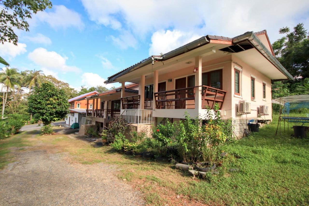 Oyo 75373 Chamil House Hotell Nai Harn Exteriör bild