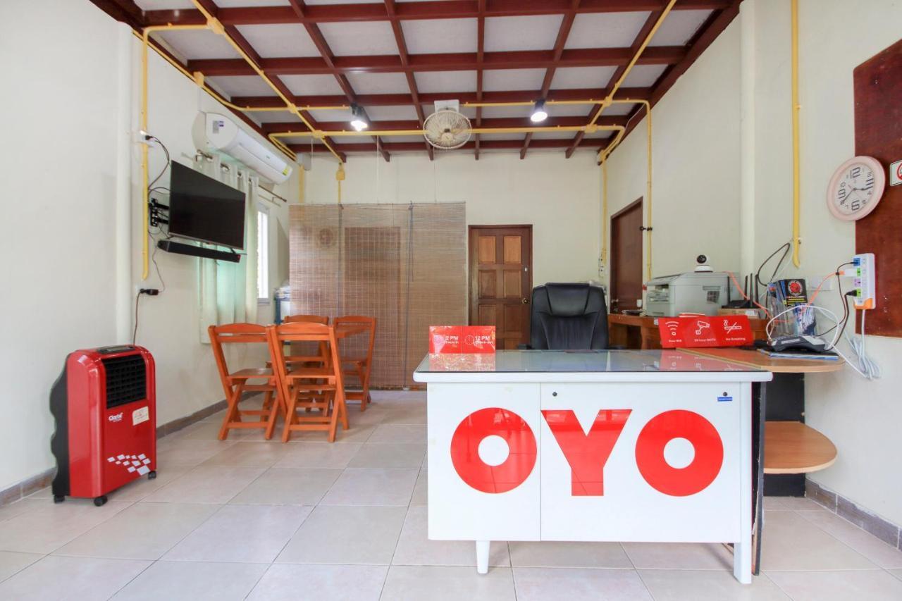 Oyo 75373 Chamil House Hotell Nai Harn Exteriör bild