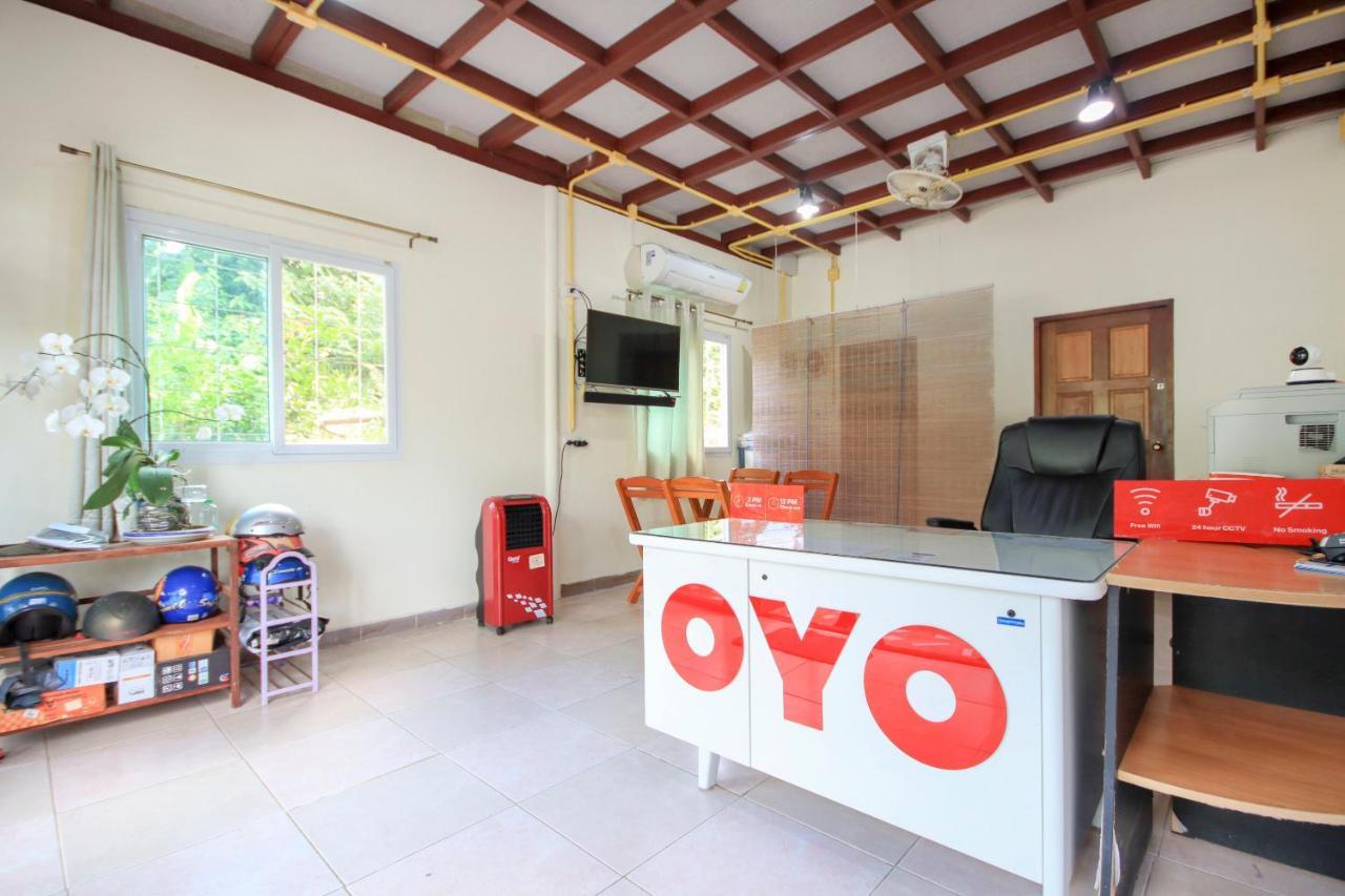 Oyo 75373 Chamil House Hotell Nai Harn Exteriör bild
